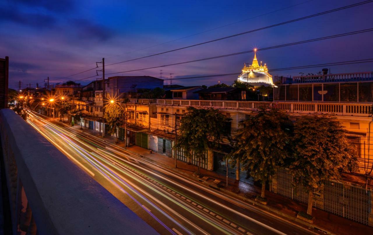 Rest Is More Hostel Bangkok Exterior foto